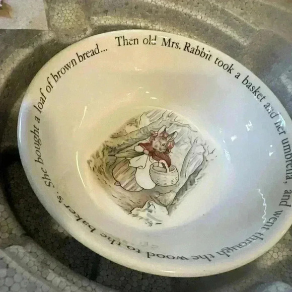 Vtg Wedgewood Beatrix Potter PETER RABBIT 3 Pc Children’s Tea Set With Box - Picture 1 of 12